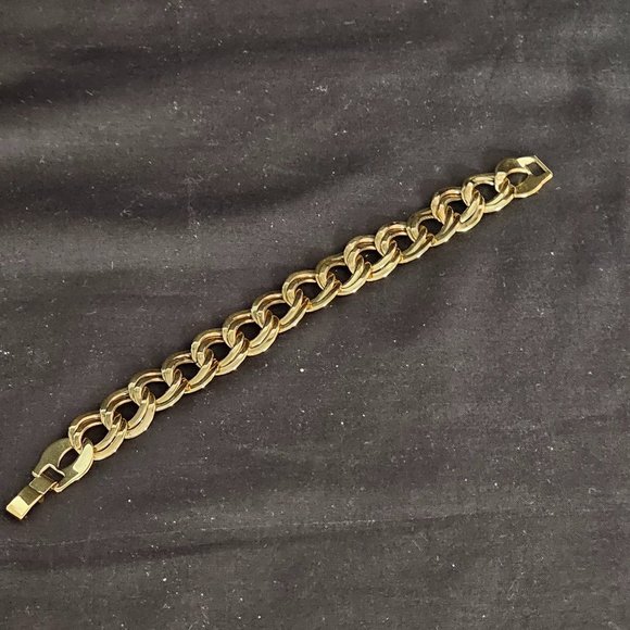 Jewelry - Gold Tone Bracelet - Larger Links
